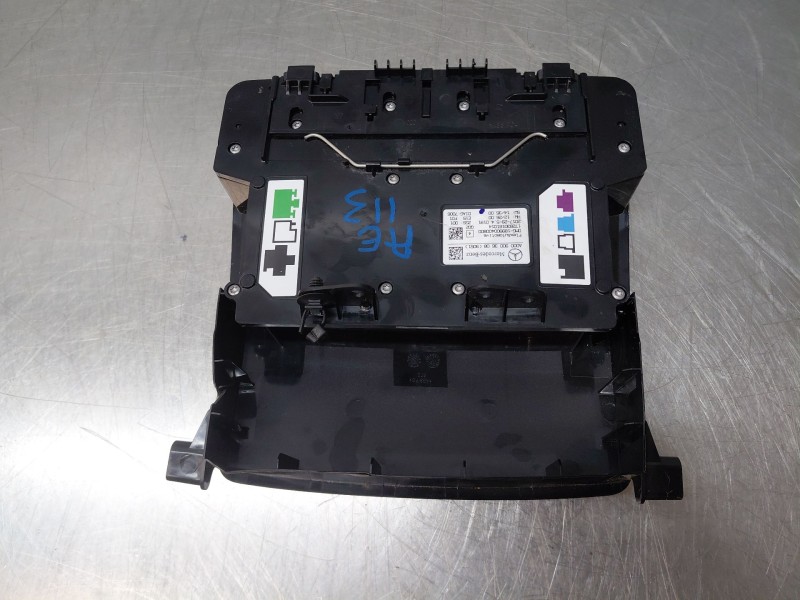 Recambio de luz interior para mercedes-benz clase a (w176) design referencia OEM IAM A0009003608  
