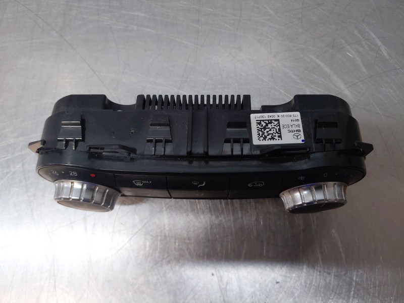 Recambio de mando climatizador para mercedes-benz clase a (w176) design referencia OEM IAM A2469003616  