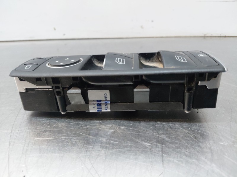 Recambio de mando elevalunas delantero izquierdo para mercedes-benz clase a (w176) design referencia OEM IAM A1669054300  