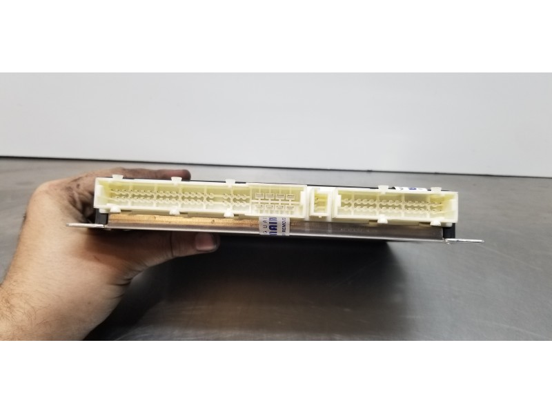 Recambio de centralita suspension para mercedes clase s (w221) berlina 420 / 450 cdi (221.028) referencia OEM IAM A2215404062  