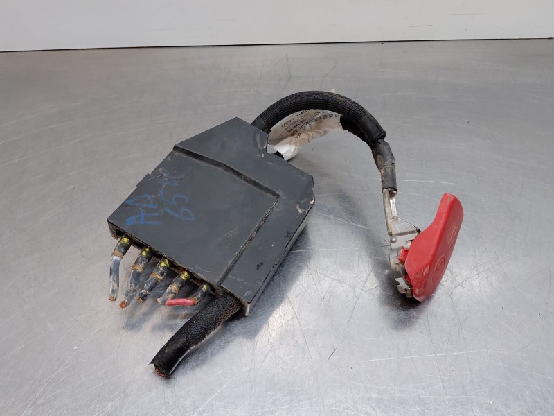 Recambio de cable positivo bateria - borne positivo para peugeot 5008 allure referencia OEM IAM 9819950380  