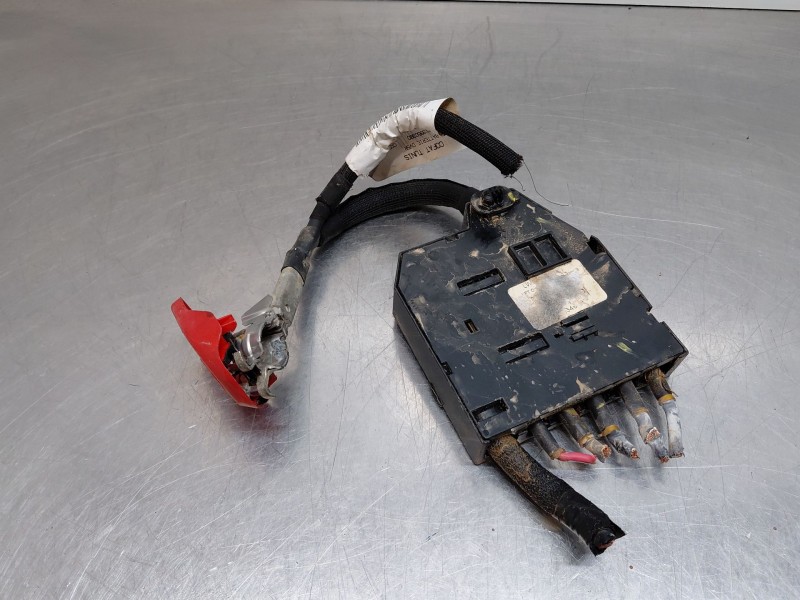Recambio de cable positivo bateria - borne positivo para peugeot 5008 allure referencia OEM IAM 9819950380  