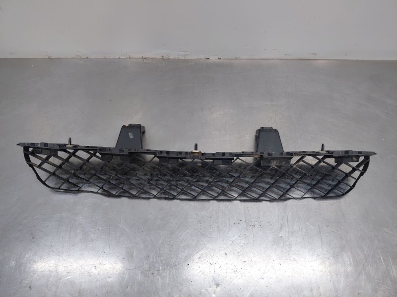 Recambio de refuerzo paragolpes trasero para peugeot 5008 allure referencia OEM IAM 9814492680  