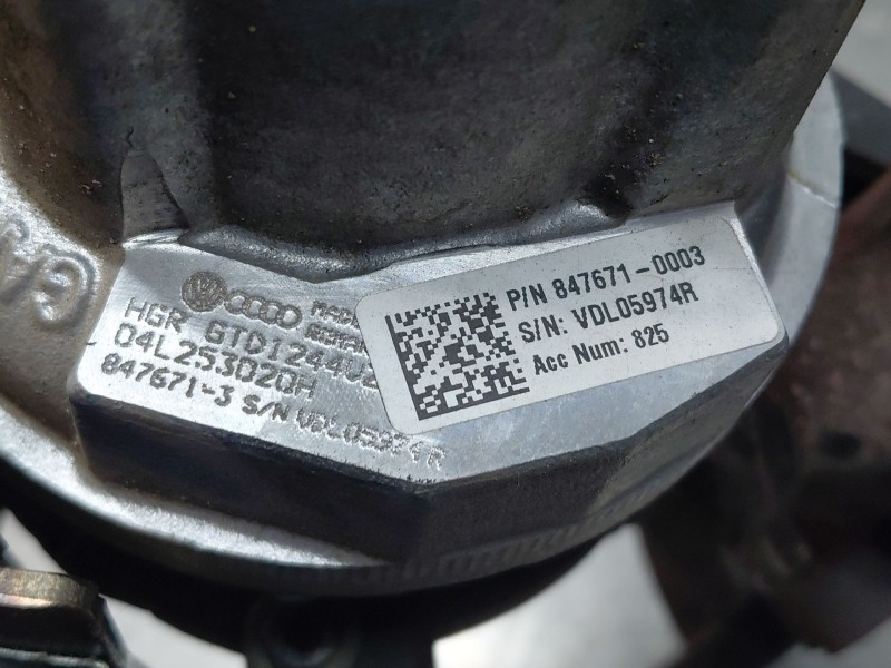 Recambio de turbocompresor para seat ateca style go referencia OEM IAM 04L253020H  