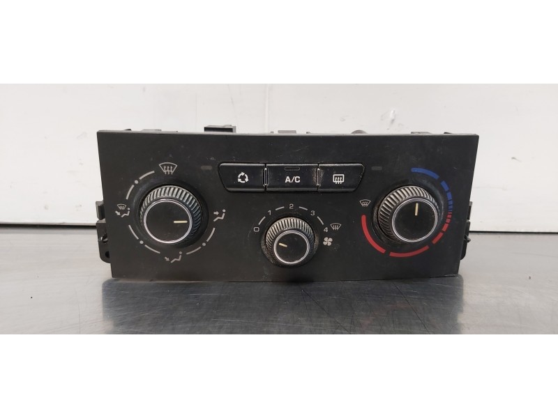 Recambio de mando calefaccion / aire acondicionado para peugeot 207 confort referencia OEM IAM 6452Q7   Recambio de mando calefaccion / aire acondicionado para peugeot 207 confort referencia OEM IAM 6452Q7