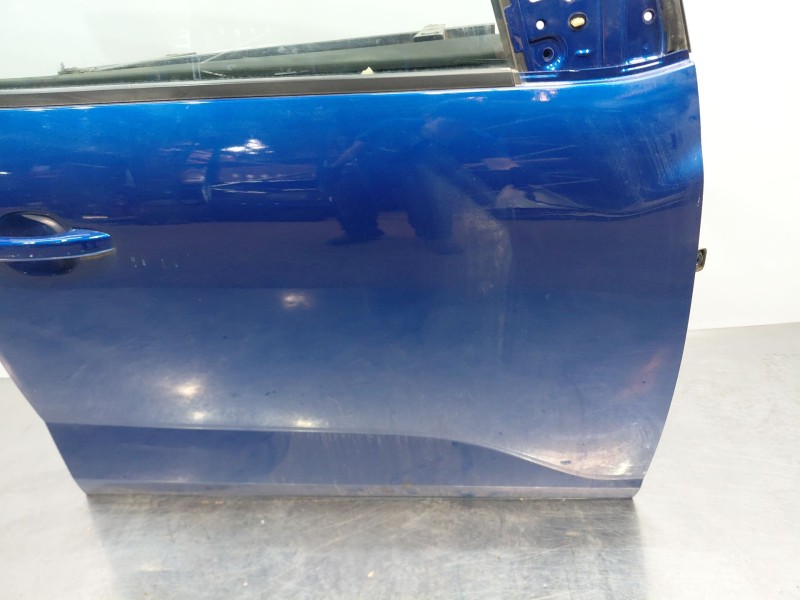 Recambio de puerta delantera derecha para dacia sandero iii driving referencia OEM IAM 801008218R  