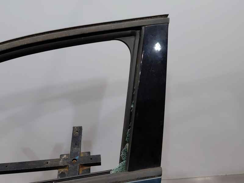 Recambio de puerta delantera izquierda para peugeot 5008 allure referencia OEM IAM 9812306480  