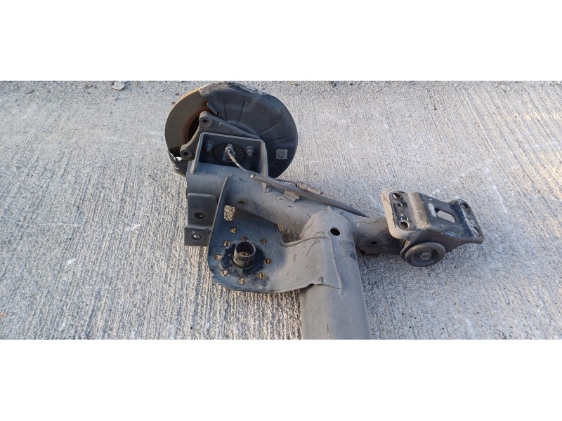 Recambio de puente trasero para hyundai kona klass 2wd referencia OEM IAM 55100J9000  