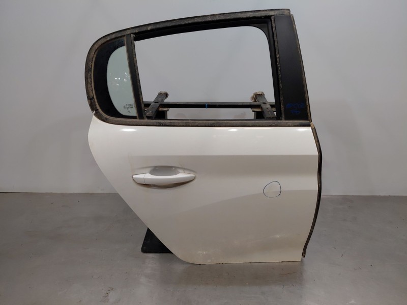 Recambio de puerta trasera derecha para peugeot 208 (p2) active pack referencia OEM IAM 9827578080  