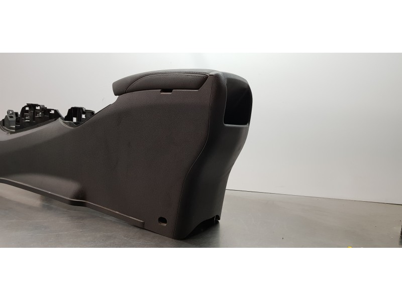 Recambio de apoyabrazos central para nissan qashqai (j11) acenta referencia OEM IAM 969104EA0A  