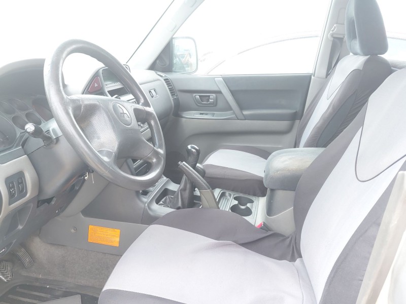 mitsubishi pajero ii (v3_w) del año 2000