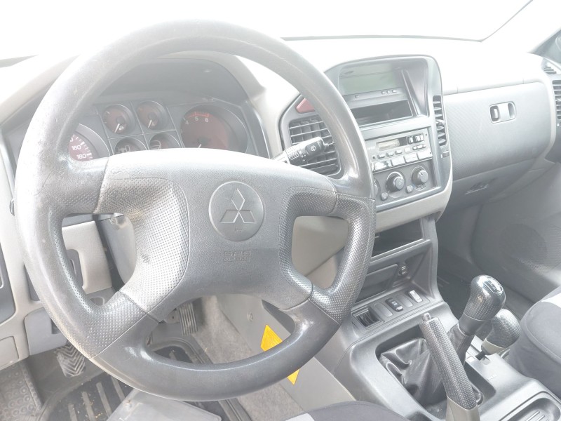 mitsubishi pajero ii (v3_w) del año 2000