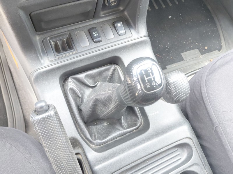 mitsubishi pajero ii (v3_w) del año 2000