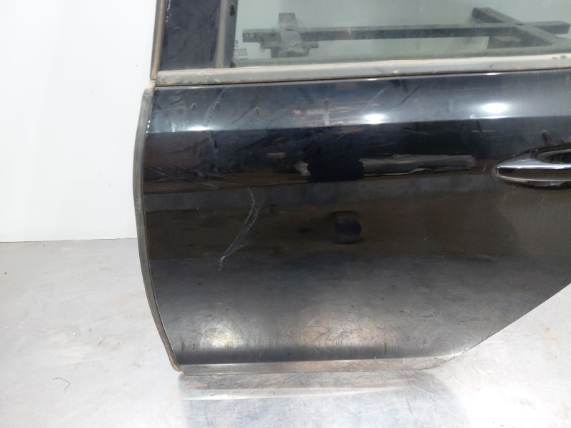 Recambio de puerta trasera izquierda para peugeot 308 active referencia OEM IAM 9802165680  