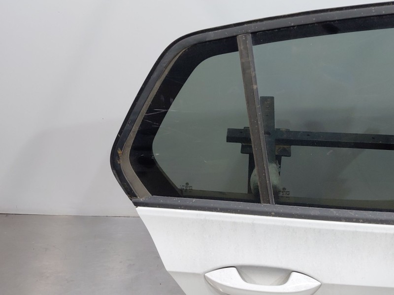 Recambio de puerta trasera derecha para volkswagen golf viii lim. (cd1) bluemotion referencia OEM IAM 5H4833056K  