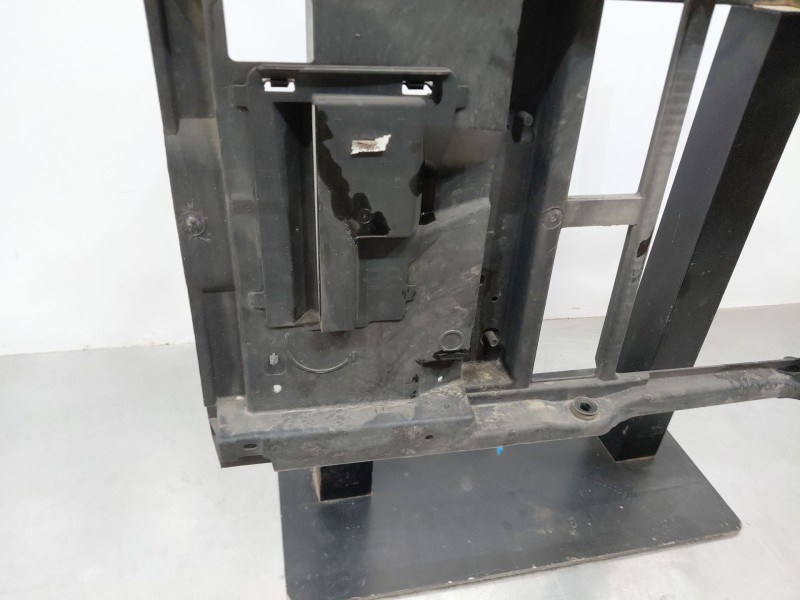Recambio de panel frontal para citroën c4 cactus 1.2 vti 82 referencia OEM IAM 9676534880  