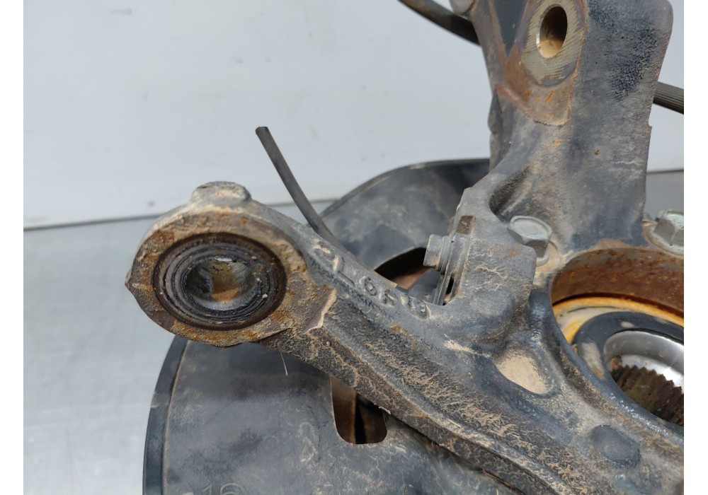Recambio de mangueta delantera izquierda para kia sportage drive referencia OEM IAM   