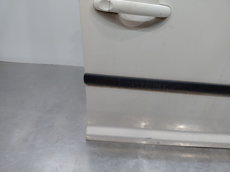 Recambio de puerta delantera derecha para volkswagen caddy ka/kb (2c) monospace referencia OEM IAM 2K0831056B  