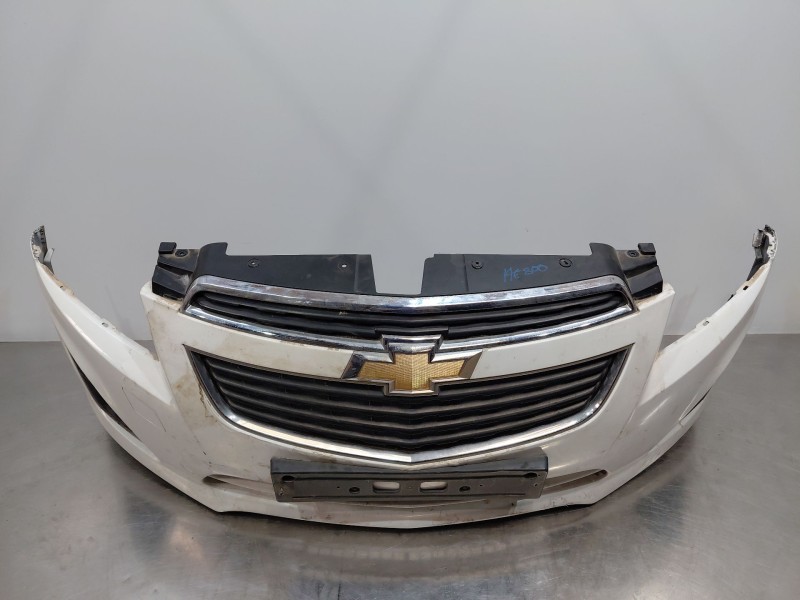 Recambio de paragolpes delantero para chevrolet cruze (j300) 2.0 cdi referencia OEM IAM 95297065  
