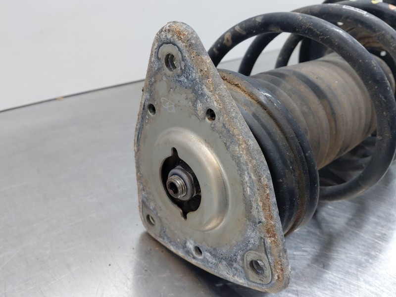 Recambio de amortiguador delantero derecho para peugeot 5008 allure referencia OEM IAM 9819718680  