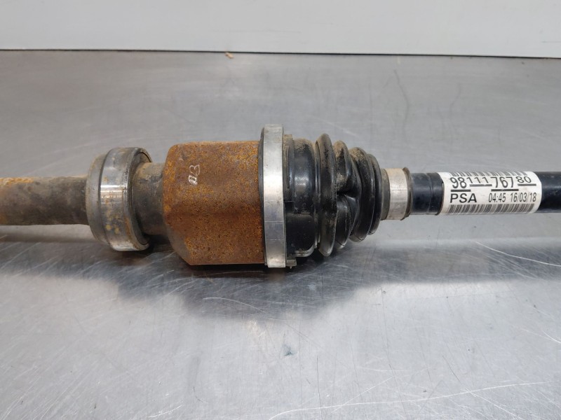 Recambio de transmision delantera derecha para peugeot 5008 allure referencia OEM IAM 9811176780  
