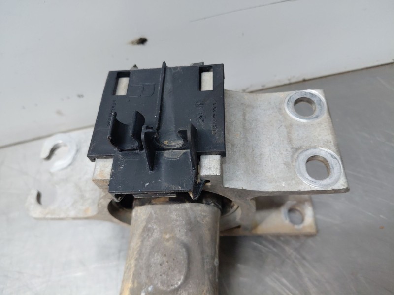Recambio de brazo suspension inferior delantero derecho para mercedes-benz clase a (w176) design referencia OEM IAM A2463304800 