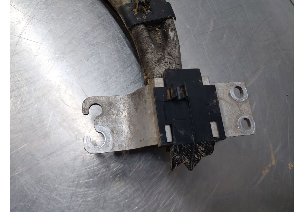 Recambio de brazo suspension inferior delantero izquierdo para mercedes-benz clase a (w176) design referencia OEM IAM A246330470