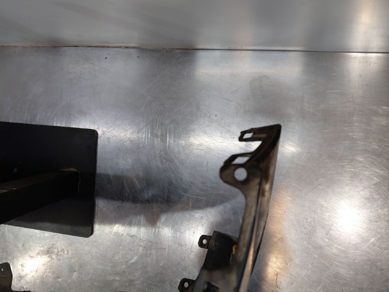 Recambio de paragolpes trasero para citroën c4 cactus 1.2 vti 82 referencia OEM IAM 1611428480  