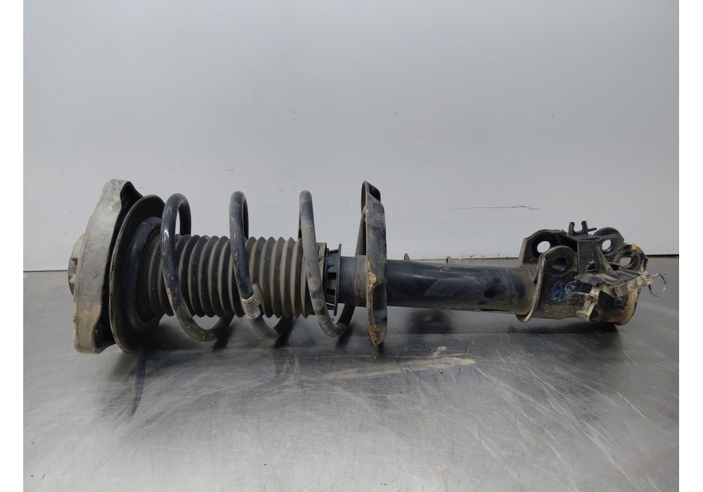 Recambio de amortiguador delantero derecho para mercedes-benz clase a (w176) design referencia OEM IAM A1763234400 A1763202038 