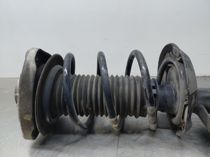 Recambio de amortiguador delantero izquierdo para mercedes-benz clase a (w176) design referencia OEM IAM A1763234300  