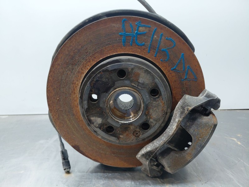 Recambio de mangueta delantera derecha para mercedes-benz clase a (w176) design referencia OEM IAM A2463320601  