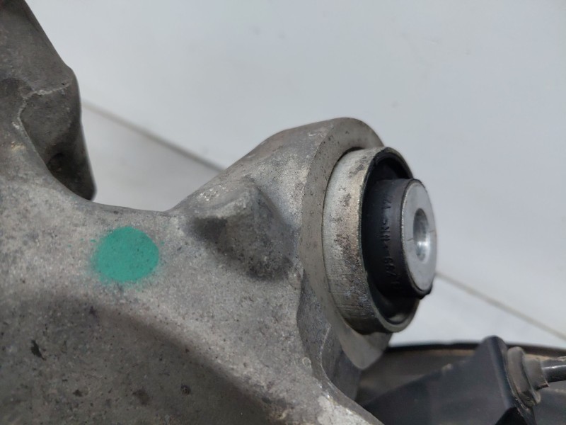 Recambio de mangueta trasera derecha para mercedes-benz clase a (w176) design referencia OEM IAM A2463503641  