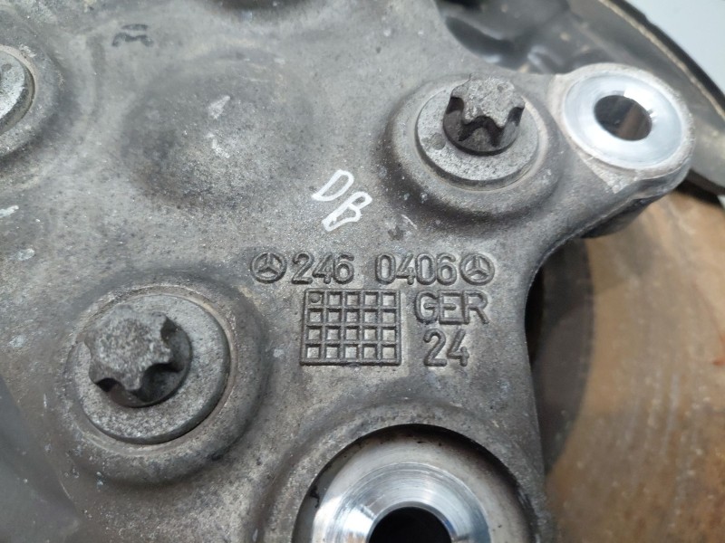 Recambio de mangueta trasera derecha para mercedes-benz clase a (w176) design referencia OEM IAM A2463503641  