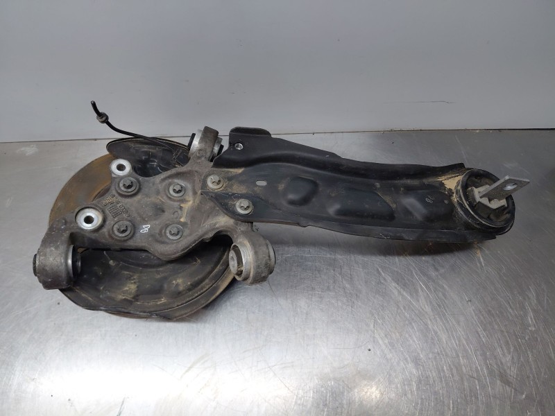 Recambio de mangueta trasera izquierda para mercedes-benz clase a (w176) design referencia OEM IAM A2463503541  