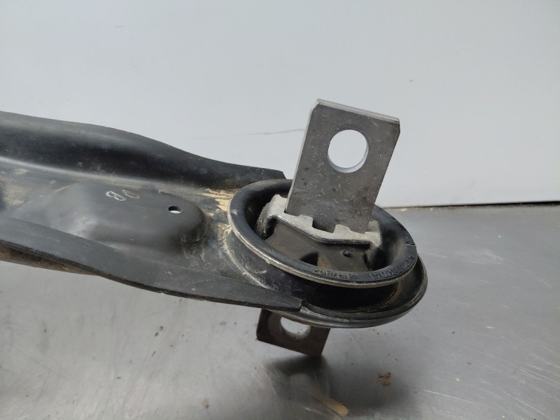 Recambio de mangueta trasera izquierda para mercedes-benz clase a (w176) design referencia OEM IAM A2463503541  