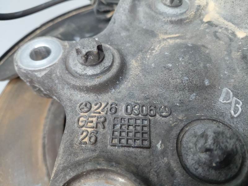 Recambio de mangueta trasera izquierda para mercedes-benz clase a (w176) design referencia OEM IAM A2463503541  