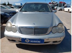 mercedes-benz clase c (w203) del año 2004