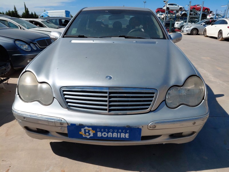 mercedes-benz clase c (w203) del año 2004