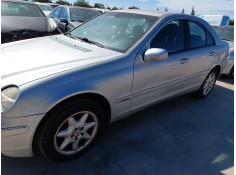 mercedes-benz clase c (w203) del año 2004 2