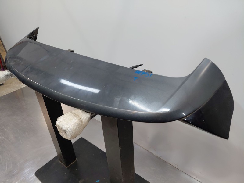 Recambio de aleron trasero para citroën c4 cactus 1.2 vti 82 referencia OEM IAM 1611384280  