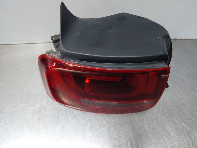 Recambio de piloto trasero izquierdo para citroën c4 cactus 1.2 vti 82 referencia OEM IAM 9800916180  