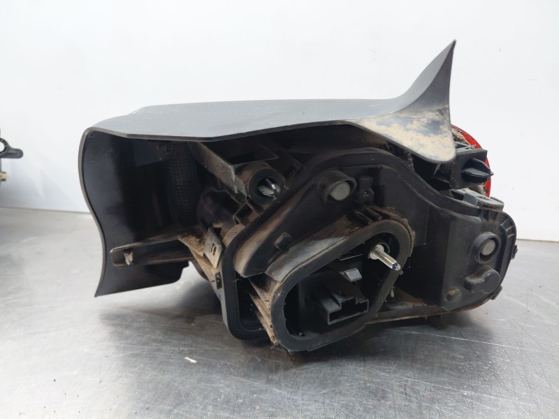 Recambio de piloto trasero izquierdo para citroën c4 cactus 1.2 vti 82 referencia OEM IAM 9800916180  
