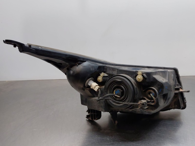 Recambio de faro izquierdo para chevrolet cruze (j300) 2.0 cdi referencia OEM IAM 42371137  
