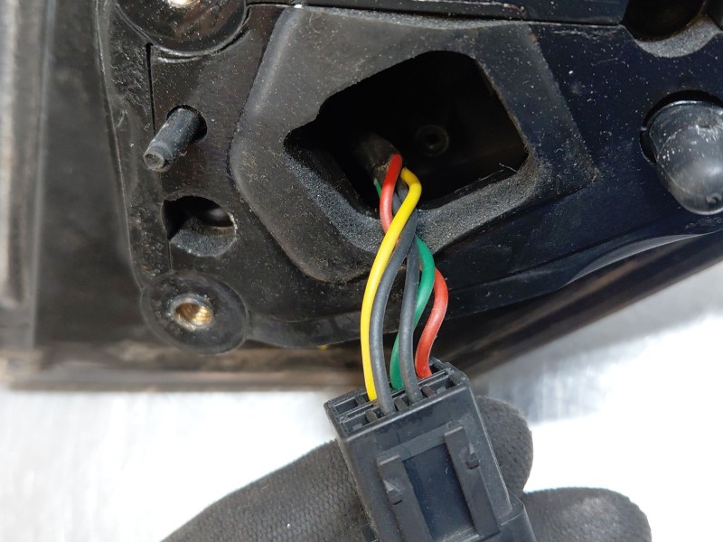 Recambio de retrovisor izquierdo para chevrolet cruze (j300) 2.0 cdi referencia OEM IAM 94537676  