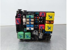 Recambio de caja reles / fusibles para citroën c4 cactus 1.2 vti 82 referencia OEM IAM 9804848480  