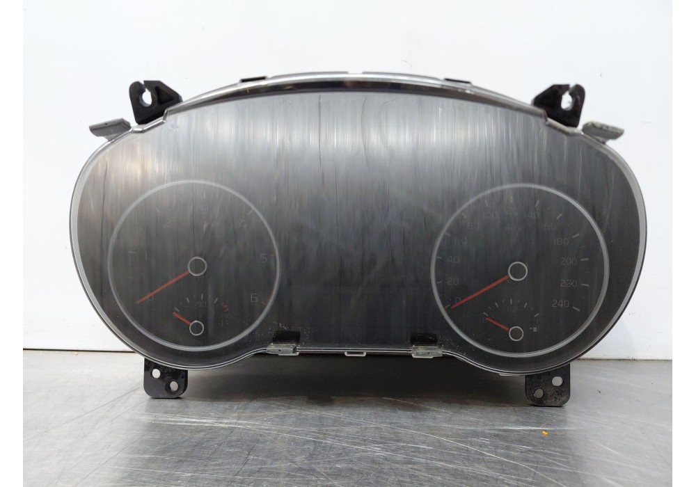 Recambio de cuadro instrumentos para kia sportage drive referencia OEM IAM 94043F1641  