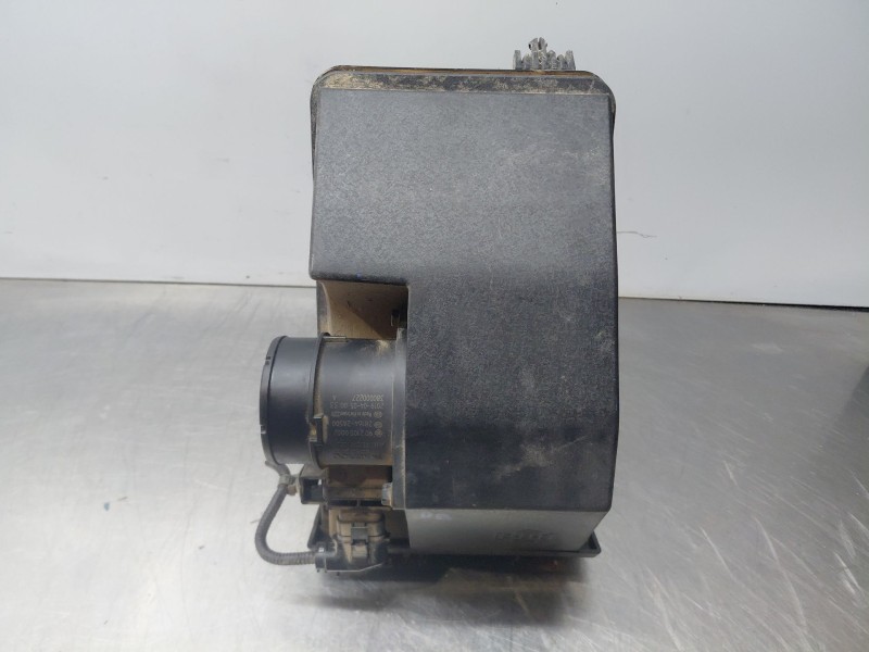Recambio de filtro aire para kia sportage drive referencia OEM IAM 28112D3100  