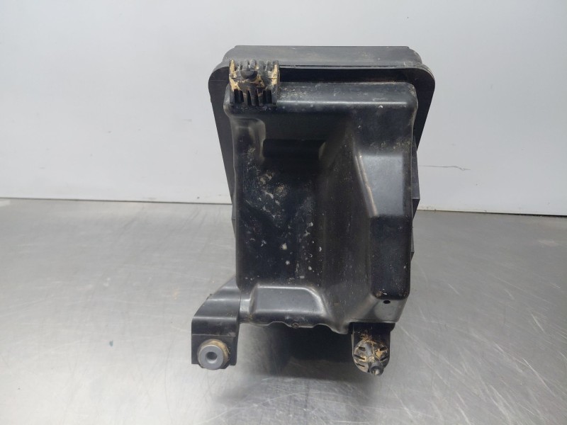 Recambio de filtro aire para kia sportage drive referencia OEM IAM 28112D3100  
