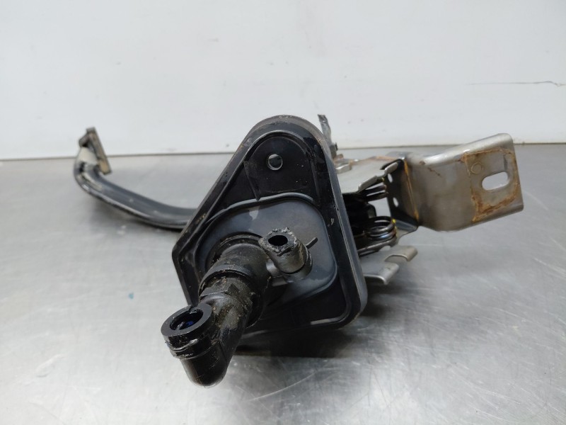 Recambio de pedal embrague para kia sportage drive referencia OEM IAM   