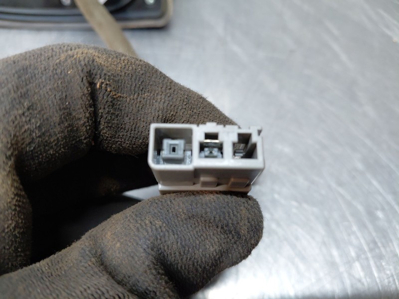 Recambio de antena para kia sportage drive referencia OEM IAM   